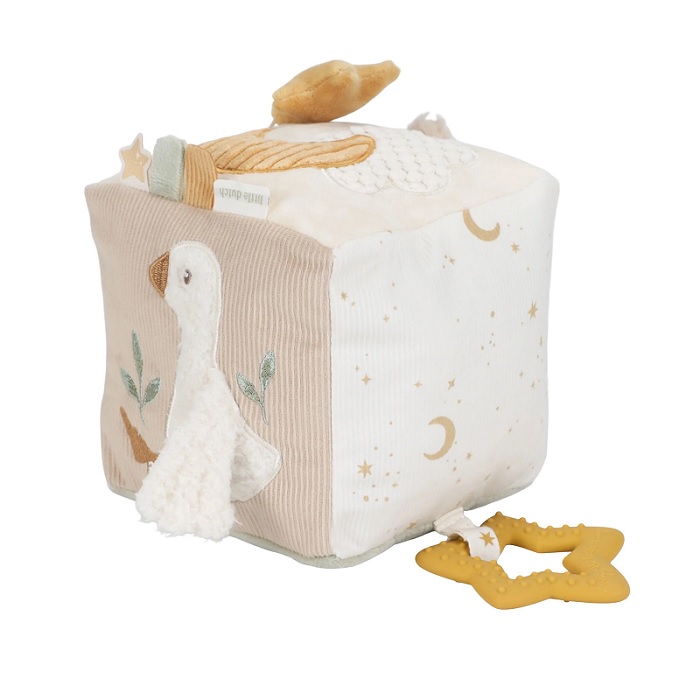 LD8409 Activity Cube Newborn Naturals